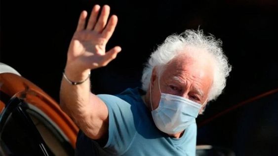 Guillermo Coppola tuvo dificultades respiratorias y lo dejaron internado