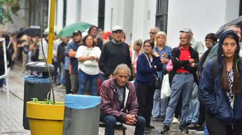 El Gobierno anunció que habrá aumentos para jubilados. (José Gabriel Hernández / La Voz)