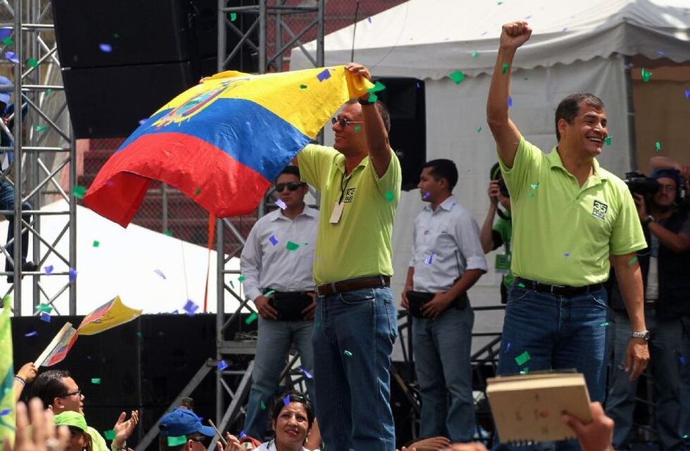 Correa va por la reelección en Ecuador