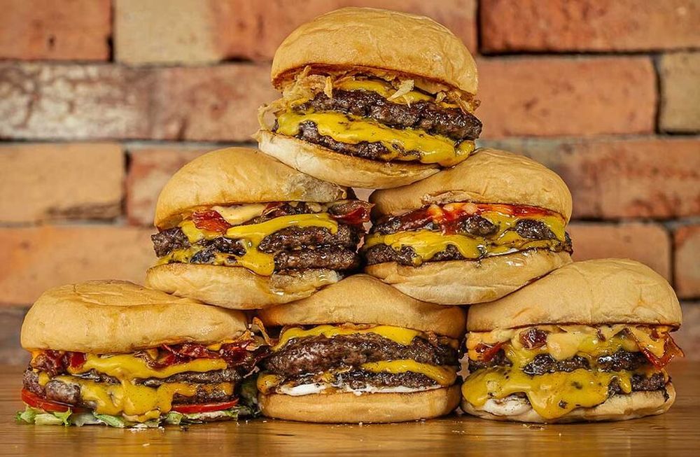 Según estudio, la comida chatarra de las cadenas más importantes contiene sustancias peligrosas