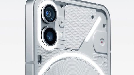 Los Andes | El Phone (1) de la empresa Nothing marca tendencia por su diseño, eficiencia y bajo precio.