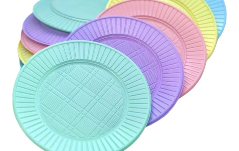 platos de cotillón.jpg