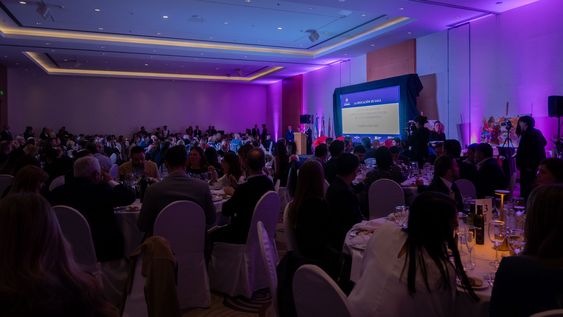La exitosa recaudación de la cena “La Educación de Gala” permitirá seguir generando más oportunidades para estudiantes universitarios.