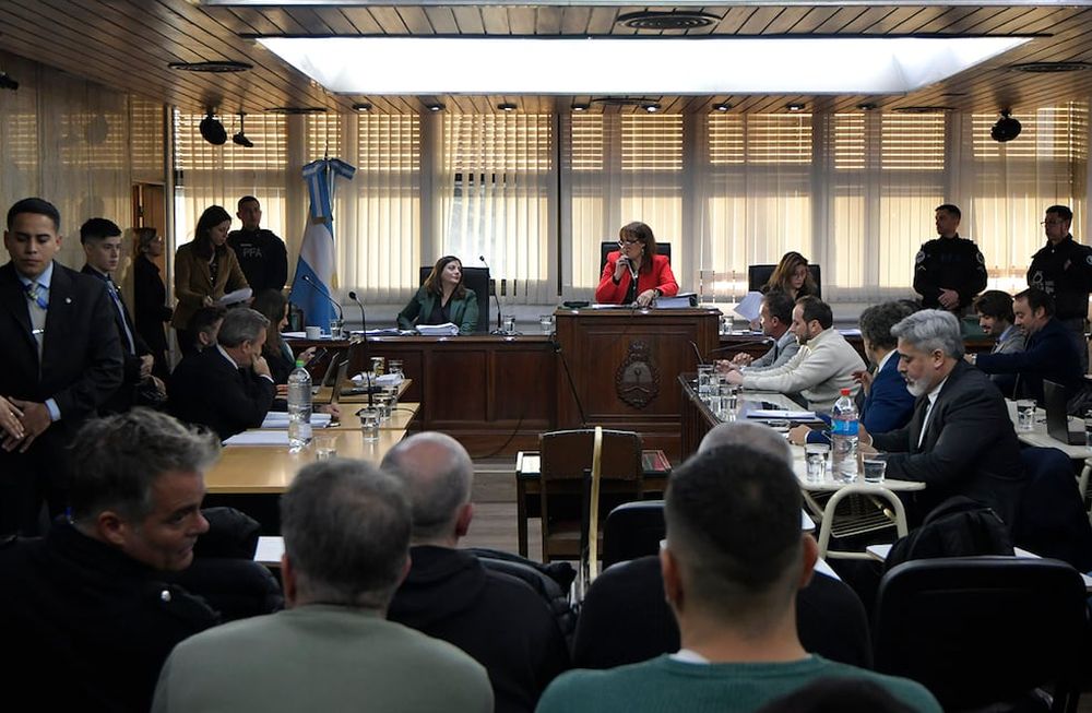 Continúa en el Tribunal Oral Federal N°2 de Mendoza el proceso oral y público contra el suspendido juez federal Walter Bento, acusado de ser el líder de una asociación ilícita que requería dinero a cambio de favores en las causas que instruía.Foto: Orlando Pelichotti