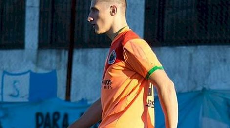 El futbolista que se descompensó y falleció tenía 22 años.