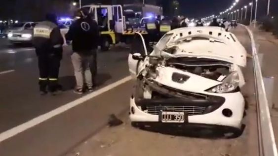 Conductor ebrio embistió un móvil policial durante un control de tránsito en Guaymallén