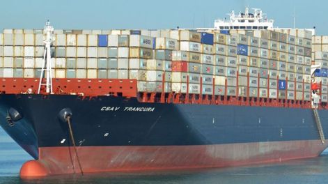 El buque Transcura partió el del puerto de Buenos Aires el pasado 10 de septiembre (Gentileza La Nación)
