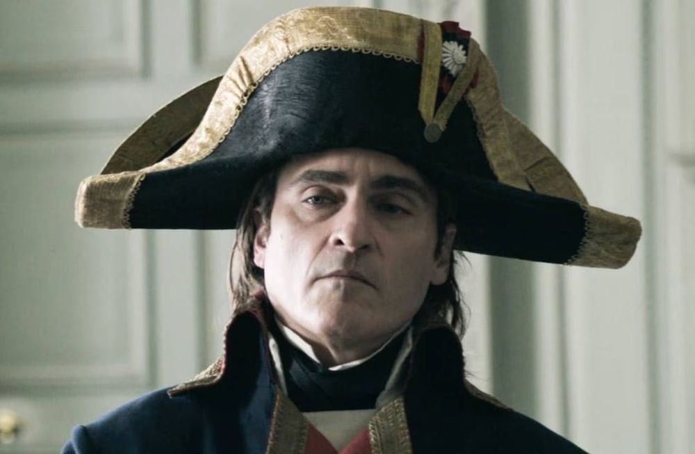 Joaquin Phoenix como Napoleón