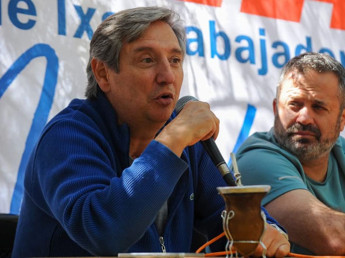 Emir Félix, presidente del PJ mendocino, junto al sindicalista del SUTE, el kirchnerista Gustavo Correa.