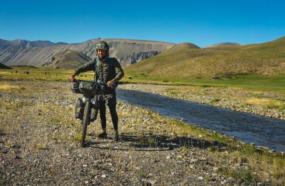 Gonzalo empezó hace 8 años a practicar bikepacking, una mezcla entre el senderismo y cicloturismo que combina con la fotografía. Foto: Gentileza
