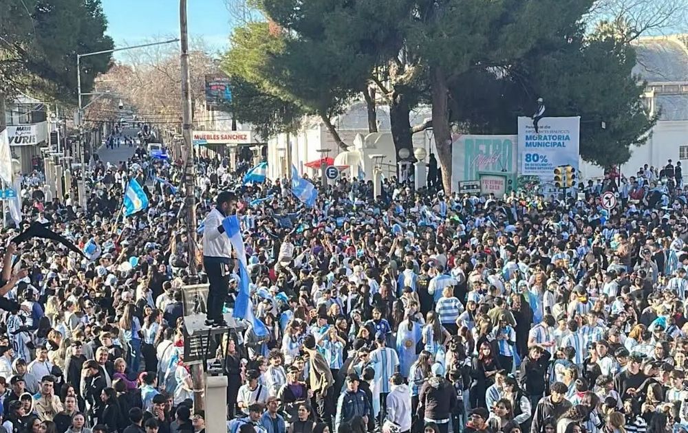 Ataque a balazos contra un joven durante los festejos por el triunfo de Argentina en San Martín.