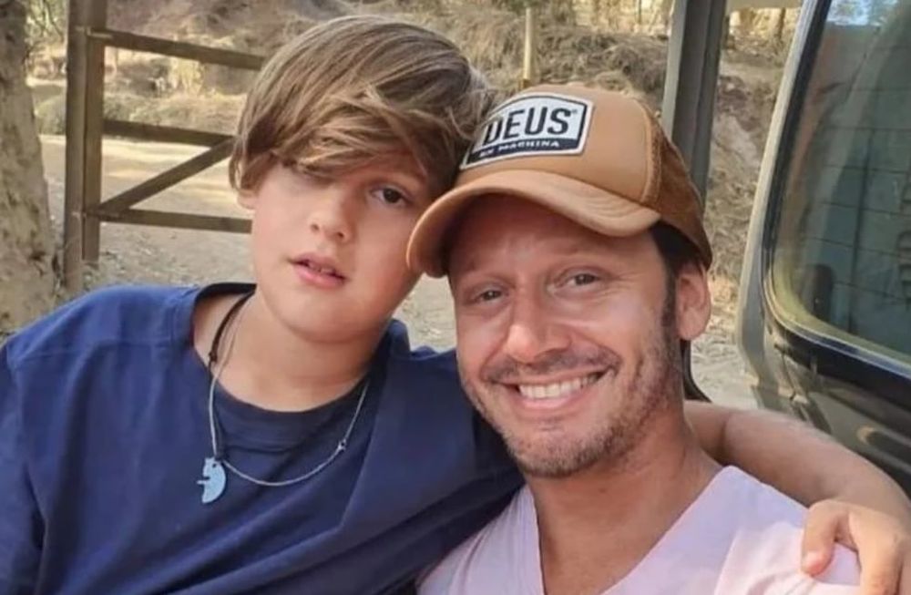 Benjamín Vicuña se autodefinió como un “papá orgulloso” por el logro de su hijo mayor