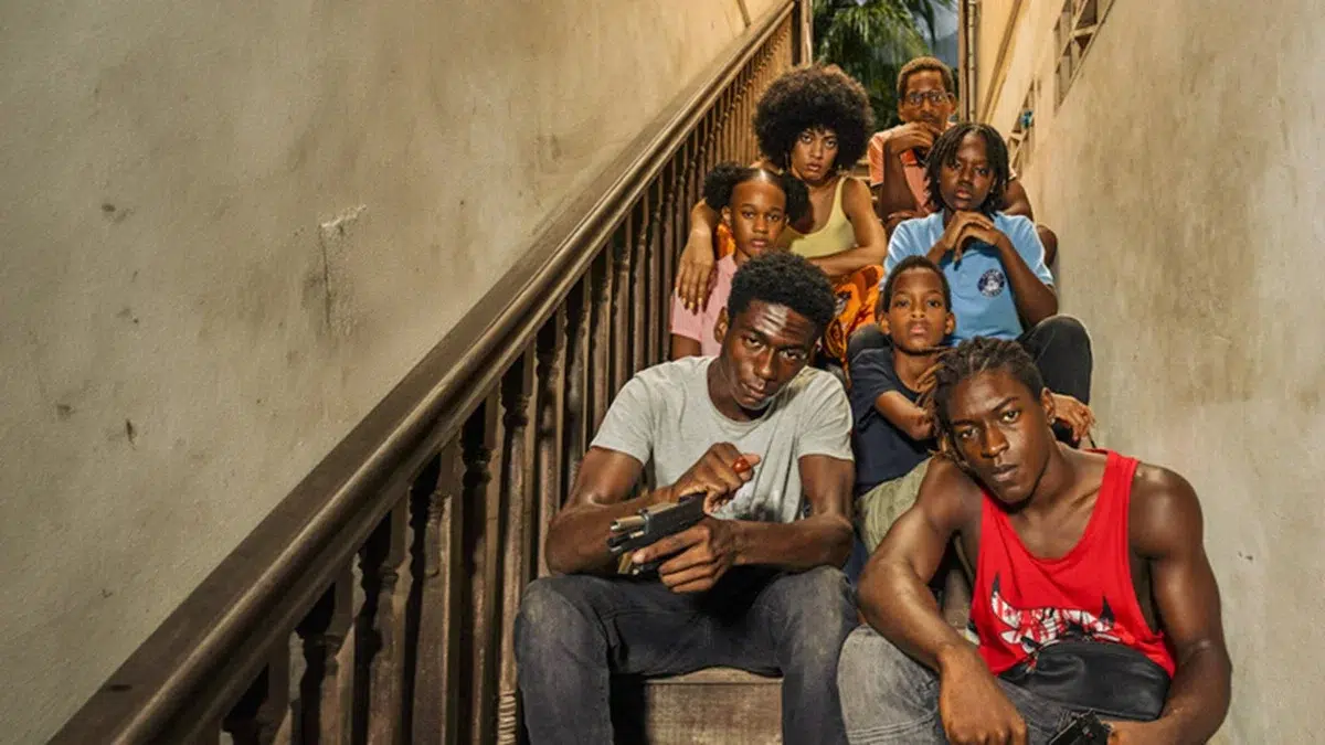 Con 8 capítulos en Netflix: la nueva serie ambientada en Martinica sobre 11 huérfanos en problemas