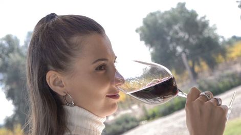 Guarda 14 | La reina de la Vendimia recorrerá bodegas y espacios gastronómicos con #ExperienciaGuarda14
