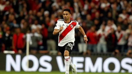 Pity Martínez rumbo al tercer gol de River en el histórico Superclásico de Madrid. / Gentileza.
