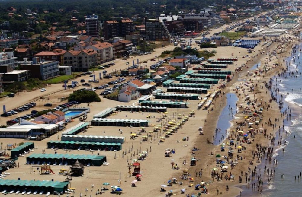 La Costa Atl&aacute;ntica, entre los destinos favoritos de los argentinos durante el verano.
