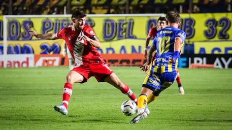 El Cruzado y el Bohemio no se sacan ventaja y empatan sin goles en Villa Crespo.