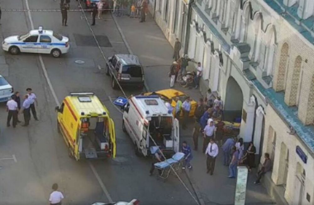 Escalofriante video: taxista atropelló a ocho personas cerca de la Plaza Roja de Moscú