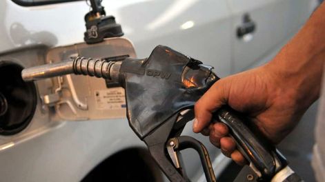 La venta de combustibles registró una suba del 0,9% en marzo.