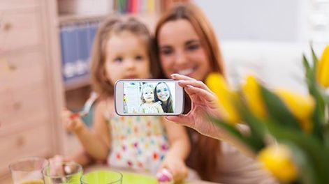 Esto significa que las personas suban todo lo que hacen a sus redes sociales.