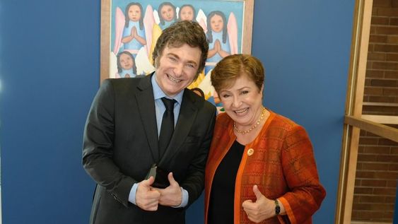 Javier Milei y Kristalina Georgieva, titular del FMI.