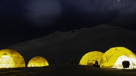 Cuánto sale hospedarse en un glamping en Mendoza.