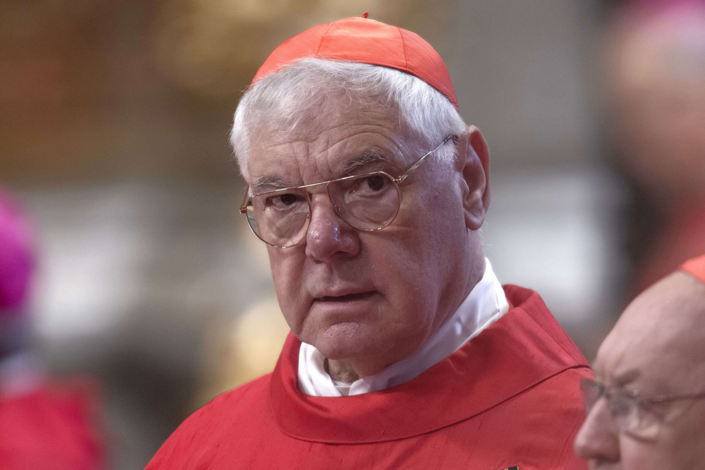 El cardenal Müller asegura que con la muerte del Papa Francisco terminó una era.