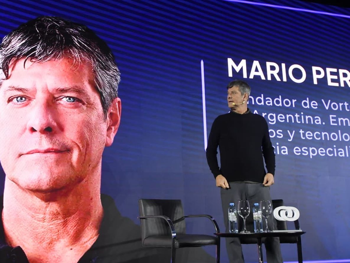Mario Pergolini cerró el Bootcamp Empresarial Mendoza con una charla sobre innovación, inteligencia artificial y los cambios que atraviesan los negocios.