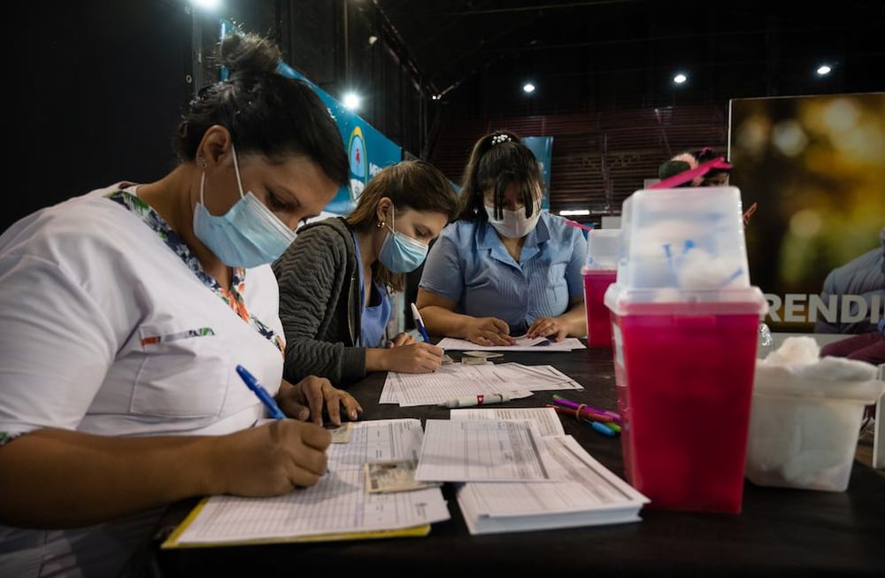 Comienza una importante campaña de vacunación contra el sarampión, la rubéola, las paperas y la polio