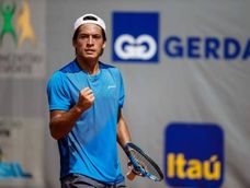 Tenis. Uno de los mejores jugadores de tenis del país en la actualidad es Sebastián Báez y lo está demostrando en el Abierto de Australia.