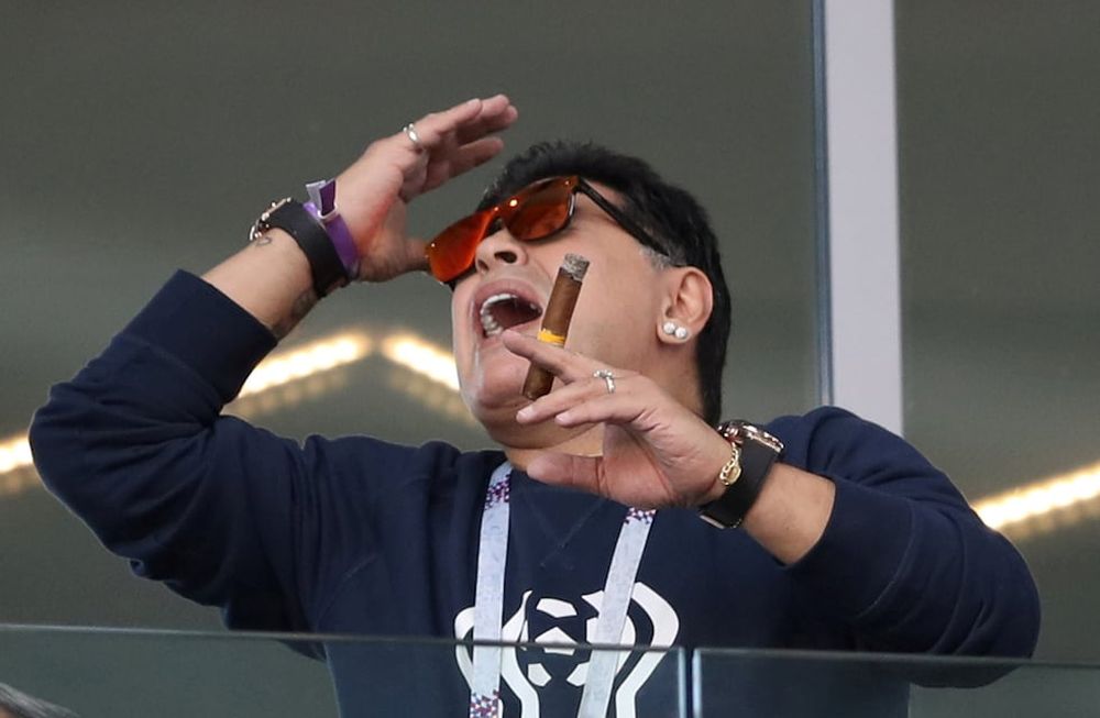 Después de las metidas de pata, Maradona salió a justificar y a pedir disculpas