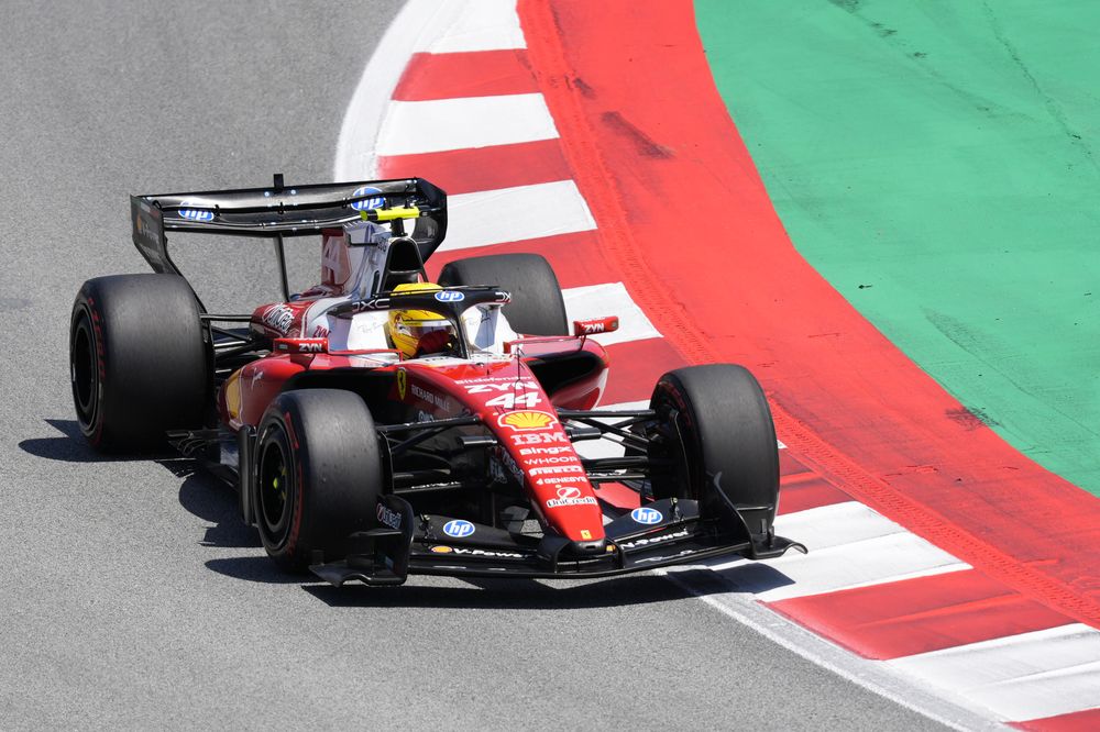 Lewis Hamilton se qued&oacute; con el Gran Premio Barcelona-Catalu&ntilde;a.