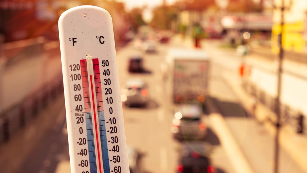 Se viene una extrema ola de calor: 18 ciudades en alerta, máximas de 35 grados e incendios forestales