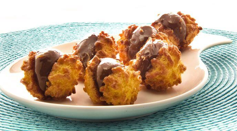 Esta receta es perfecta para disfrutar de un rico postre en familia o con amigos. Esta receta es perfecta para disfrutar de un rico postre en familia o con amigos.