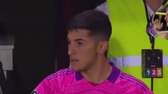 Familiares del joven arquero no pudieron contener las lágrimas al enterarse que iba a atajar el segundo tiempo ante Always Ready en la Copa Libertadores. / Gentileza