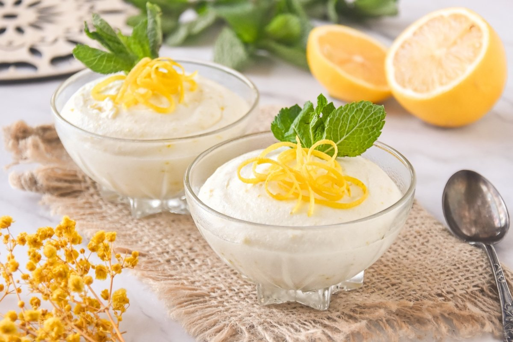 Este postre de limón es de las recetas ideales para hacer de manera fácil, rica y rápido.