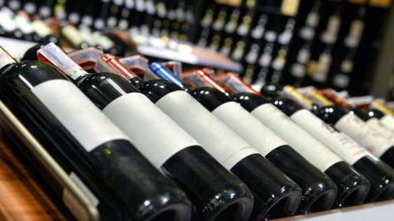 La industria del vino está concentrada en unos pocos, que son los punta de lanza que abren mercados, pero también son los que ponen precio a la materia prima del productor