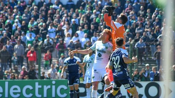 Sarmiento y Gimnasia de La Plata se fueron 0 a 0 al descanso (Foto: Prensa Sarmiento).