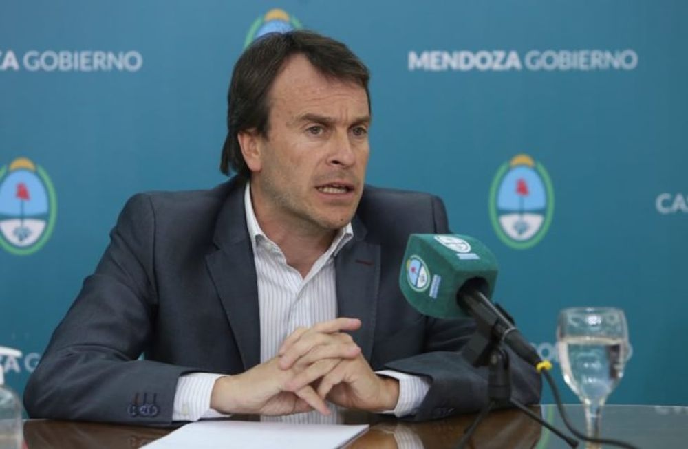El ministro de Hacienda y Finanzas Lisando Nieri.