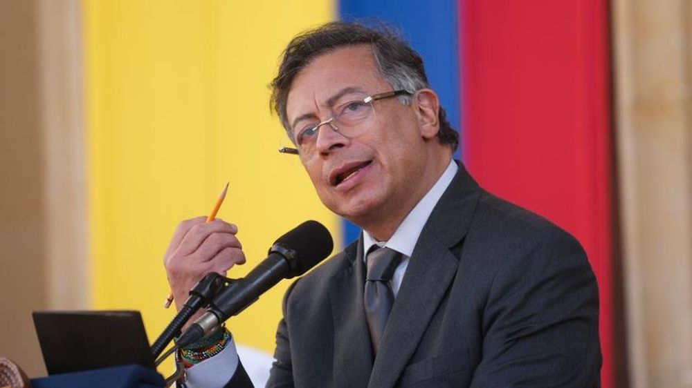 Gustavo Petro criticó la decisión de Bolivia de expulsar a su embajadora.