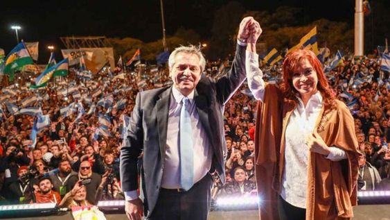 Felipe Solá y la interna en el Gobierno: “Alberto y Cristina están unidos por el amor y el espanto, que se llama Macri”
