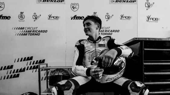 Ana Belén García, mamá de Hugo Millán, el piloto de 14 años que murió en España, publicó en su cuenta de Facebook una emotiva carta de despedida a su hijo.