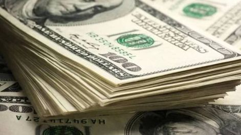 El dólar blue trepó a $1.300 en Mendoza