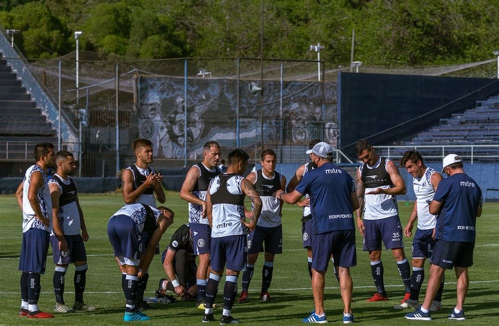 Suspendido: por falsos casos de Covid-19 en la Lepra y decisión de Straccia, no habrá juego ante San Martín