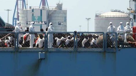 Llegaron a Valencia los 630 migrantes rescatados en el Mediterráneo