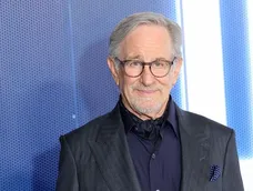 Netflix sumó a su plataforma la serie española que hizo llorar a Steven Spielberg.