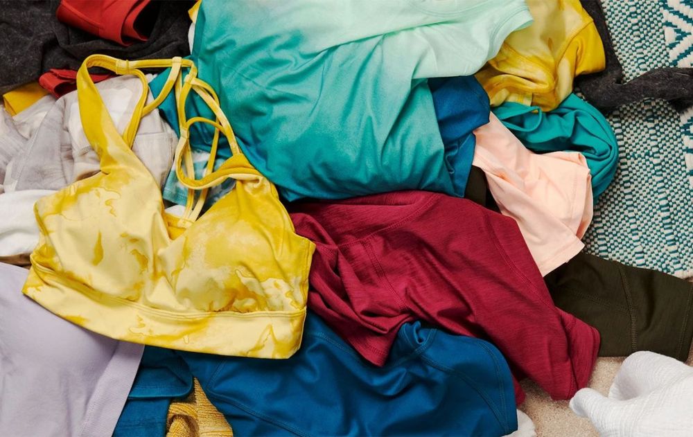 Incorporar estos consejos a la rutina de lavado representa una forma sencilla de mantener la ropa deportiva en óptimas condiciones. Incorporar estos consejos a la rutina de lavado representa una forma sencilla de mantener la ropa deportiva en óptimas condiciones.