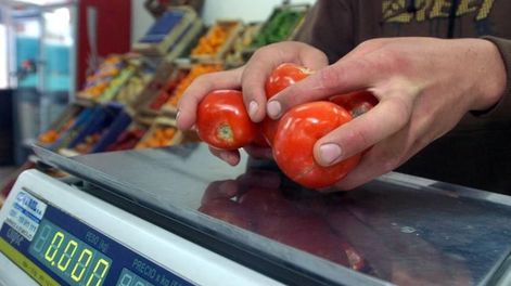 El kilo de tomate puede costar hasta $1800.