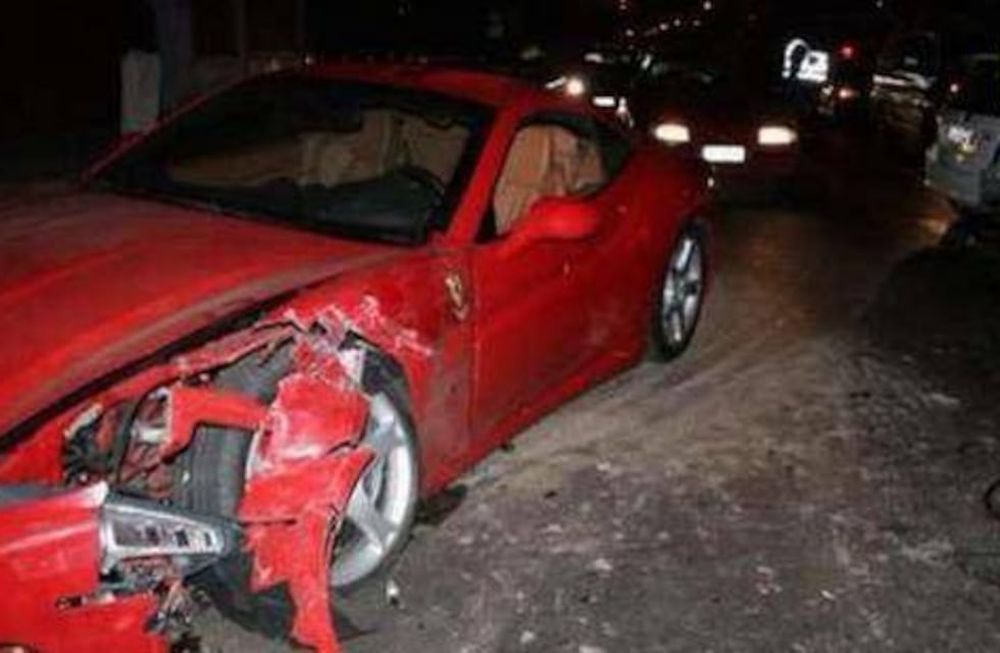 Escándalo en Chile: Arturo Vidal manejaba bajo los efectos del alcohol y chocó con su Ferrari
