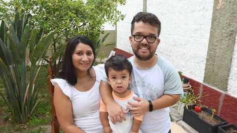 Los Andes | Milo mide 80 centímetros y es un niño feliz, integrado y libre de prejuicios. Sus padres han logrado que así sea. Foto: José Gutierrez / Los Andes